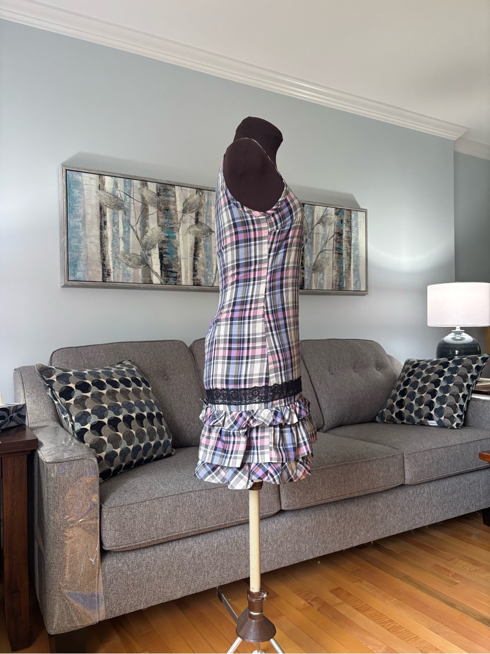 Y2K Plaid Ruffle Dress with Black Lace Trim - Picture 2 of 7
